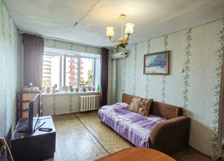 Продажа двухкомнатной квартиры, 34.2 м2, Нижнекамск, проспект Вахитова, 15