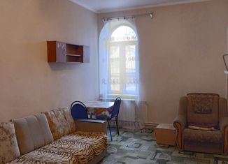 Продам однокомнатную квартиру, 27 м2, Новочеркасск, Платовский проспект, 84