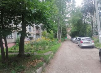 Продаю 2-комнатную квартиру, 44 м2, Гусь-Хрустальный, улица Микрорайон, 18