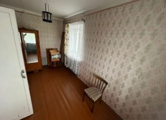 Продам 2-комнатную квартиру, 42 м2, Сокол, улица Суворова, 16