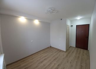 Продаю комнату, 97.2 м2, Екатеринбург, улица Титова, 27А, улица Титова