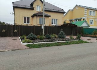 Дом на продажу, 200 м2, Альметьевск, улица Ахмадиева, 30