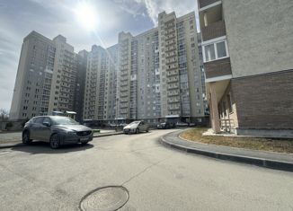 2-ком. квартира на продажу, 50 м2, Озёрск, микрорайон Заозёрный, 1