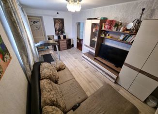 Продаю двухкомнатную квартиру, 50.4 м2, Великий Устюг, улица Дежнёва, 55
