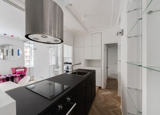 Продаю 2-комнатную квартиру, 43 м2, Москва, Кутузовский проспект, 9к1, метро Киевская