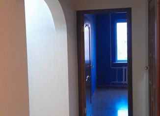 Продам 3-комнатную квартиру, 64 м2, Ростовская область, улица Малиновского, 76