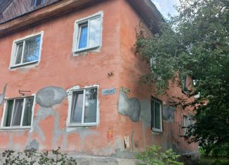 Продам 2-ком. квартиру, 40 м2, Асбест, Московская улица, 17