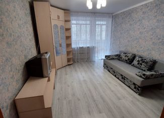 Сдается в аренду 3-комнатная квартира, 63 м2, Елец, Клубная улица, 1