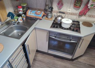 Продам трехкомнатную квартиру, 57.8 м2, Самара, улица Александра Матросова, 19, метро Безымянка