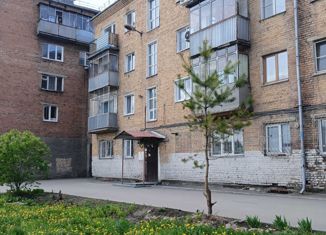 2-комнатная квартира на продажу, 42.2 м2, Белово, Октябрьская улица, 25