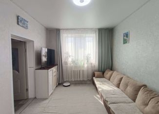 Продается 2-ком. квартира, 43 м2, село Субханкулово, улица Титова, 1