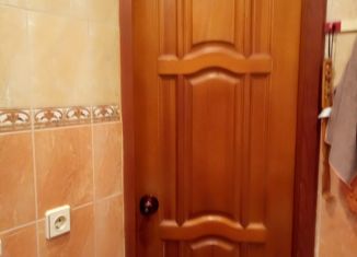 Продам 3-комнатную квартиру, 49.1 м2, Радужный, 3-й микрорайон, 7
