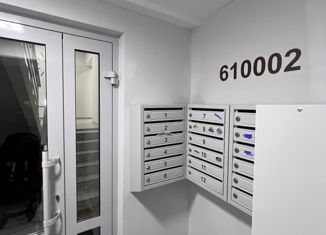 Продаю 2-комнатную квартиру, 64.5 м2, Киров, улица Володарского, 179А, Первомайский район