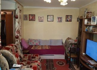 Продается двухкомнатная квартира, 43.5 м2, Осинники, Советская улица, 7