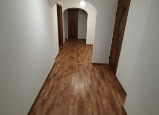 Продажа четырехкомнатной квартиры, 91 м2, Элиста, 2-й микрорайон, 13, 2-й микрорайон