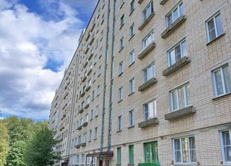 Продам трехкомнатную квартиру, 56.9 м2, Калужская область, улица Курчатова, 17