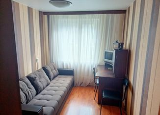 Продаю комнату, 69 м2, Екатеринбург, улица Серафимы Дерябиной, 47, Ленинский район