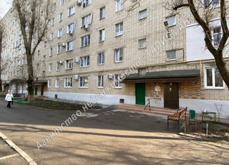Продаю трехкомнатную квартиру, 58 м2, Таганрог, улица Пальмиро Тольятти, 26-1