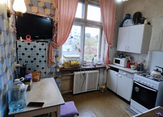 Продается двухкомнатная квартира, 61.1 м2, Москва, улица Климашкина, 8, метро Баррикадная