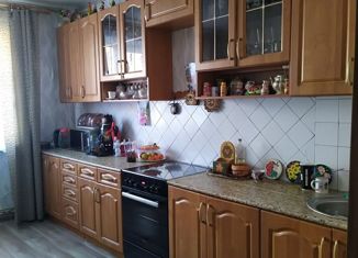 Продаю 3-комнатную квартиру, 79.5 м2, Санкт-Петербург, Шлиссельбургский проспект, 23, метро Рыбацкое