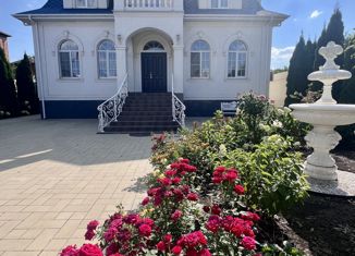 Продам дом, 240 м2, Шахты, площадь Ленина