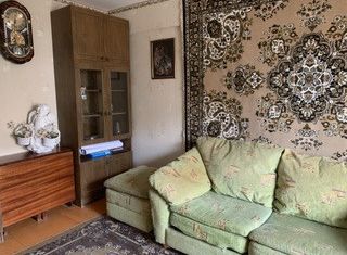 Продается трехкомнатная квартира, 58.1 м2, Каменск-Уральский, улица Гоголя, 13