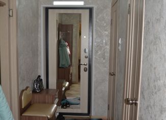 Однокомнатная квартира на продажу, 32.7 м2, посёлок городского типа Лучегорск, 4-й микрорайон, 18