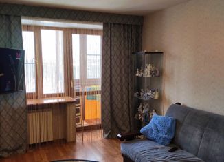 Продается 2-комнатная квартира, 43 м2, Нижний Новгород, улица Коминтерна, 158, метро Буревестник