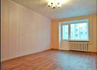 Сдаю однокомнатную квартиру, 33 м2, Стерлитамак, Коммунистическая улица, 51