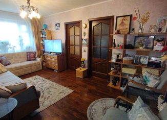 Продается 3-ком. квартира, 50.5 м2, Нижний Новгород, улица Адмирала Макарова, 4к2, улица Адмирала Макарова