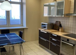 Продается 3-комнатная квартира, 98 м2, Санкт-Петербург, Бассейная улица, 10, метро Электросила