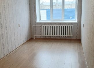 Продаю 2-комнатную квартиру, 59.2 м2, Кудымкар, улица Данилова, 14А