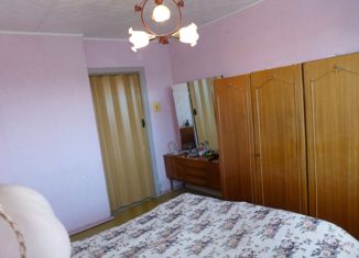 Продам 2-комнатную квартиру, 55 м2, Псковская область, улица Металлистов, 2
