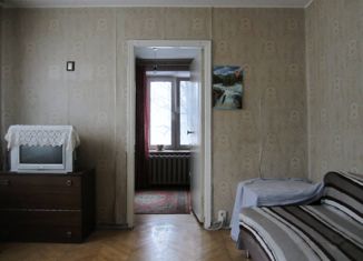 Двухкомнатная квартира на продажу, 37 м2, Москва, Новозаводская улица, 2к9, метро Фили