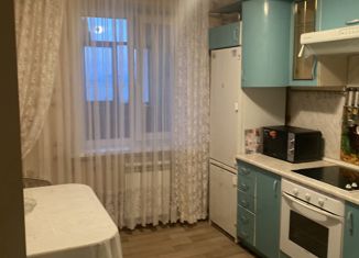 Сдаю 2-комнатную квартиру, 74 м2, Белгород, улица Губкина, 42Д