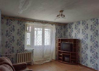 Продаю 1-ком. квартиру, 32 м2, Суворов, улица Кирова, 12