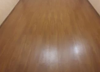 Продам 3-комнатную квартиру, 55 м2, Екатеринбург, улица Косарева, 3, улица Косарева