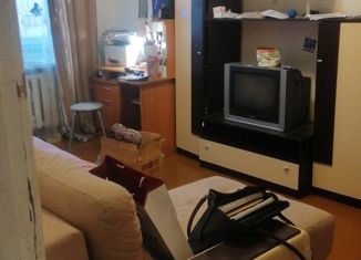 Продаю трехкомнатную квартиру, 61 м2, рабочий посёлок Уральский, Московская улица, 24