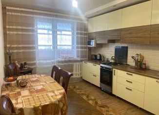 Продам трехкомнатную квартиру, 68.9 м2, Ульяновск, Засвияжский район, улица Рябикова, 116