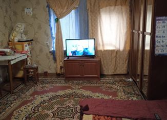 Продается 2-комнатная квартира, 45.6 м2, Минеральные Воды, улица Ленина, 25