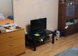 Продается 2-комнатная квартира, 44.5 м2, Москва, улица Дыбенко, 44, улица Дыбенко