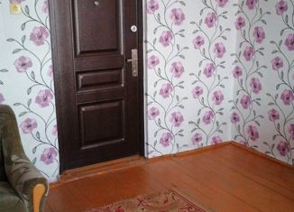 Продаю комнату, 18.1 м2, село Аликово, улица 60 лет Октября, 61