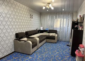 Продается 3-комнатная квартира, 62.1 м2, поселок городского типа Благовещенка, улица Урицкого, 1А