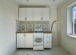 Продажа 2-ком. квартиры, 45 м2, Омск, Светлая улица, 4