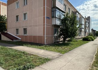 Продажа двухкомнатной квартиры, 43.3 м2, Азнакаево, улица Пушкина, 9