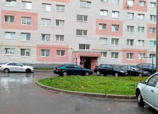 Продам 1-комнатную квартиру, 33 м2, Череповец, улица Монтклер, 18