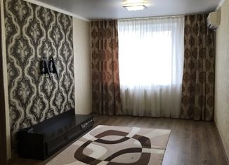 Сдача в аренду 3-ком. квартиры, 68 м2, Белгород, улица Макаренко, 3Б