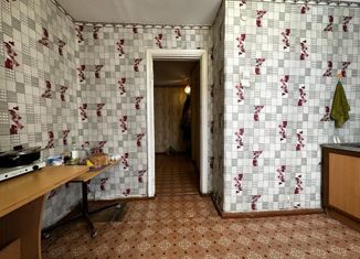 Двухкомнатная квартира на продажу, 46 м2, Ирбит, улица 50 лет Октября, 30