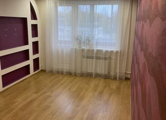 Продаю 3-комнатную квартиру, 50 м2, Нижний Новгород, улица Адмирала Васюнина, 12к3, 4-й Нагорный микрорайон