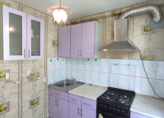 Продается двухкомнатная квартира, 41.6 м2, Соликамск, Большевистская улица, 52